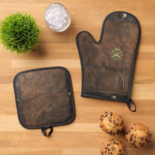 Gouden Shamrock St. Patrick's Day, Bruin leer Ovenwant & Pannenlap Set (Top down)