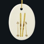 Gouden ski's en palen | Retro ski-illustratie Keramisch Ornament<br><div class="desc">Moderne alpineskiën,  skiën,  skithema-design met gouden ski's en gouden stokken. Eenvoudige feestelijke vakantie gouden ski-illustratie voor skiliefhebbers.</div>
