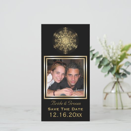 Gouden sneeuwvlok zwart winter bruiloft Save the D Save The Date (Staand voorkant)