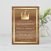 Gouden Sprookjeskasteel Koets QR Code Bruiloft Kaart (Staand voorkant)