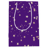 Gouden sterren op koninklijke Paarse achtergrond Medium Cadeauzakje (Voorkant)