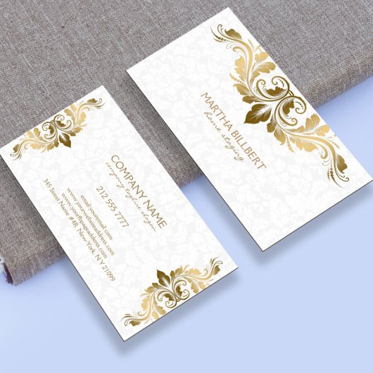 Gouden swirly kant op pluche witte damast visitekaartje