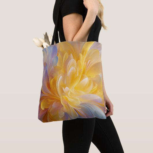Gouden Symfonie van Bloeiende Abstracte Bloemblaad Tote Bag (Dichtbij)