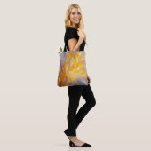 Gouden Symfonie van Bloeiende Abstracte Bloemblaad Tote Bag (Op model)