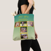 Gouden T-collage eerbetoon ontwerp Tote Bag (Dichtbij)