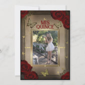 Gouden Tiara vlinders Maroon Rozen Quinceañera Kaart (Achterkant)