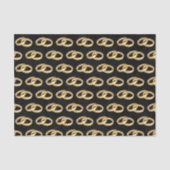 Gouden trouwringen samengevoegd tissuepapier (Voorkant)