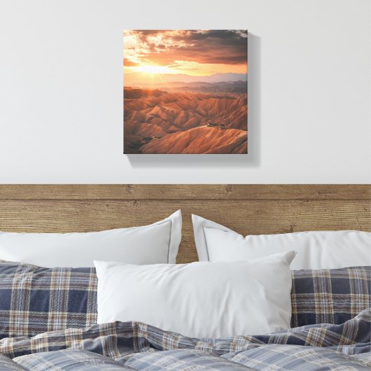 Gouden uur over het ruige terrein canvas afdruk (Insitu (Slaapkamer))