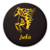 Gouden vlam paard met aangepaste naam keramische knop (Voorkant)