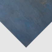 Gouden vlinder op donkerblauw decoupage papier (Detail)