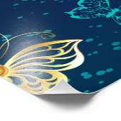 Gouden vlinders op een blauwe achtergrond foto afdruk (Hoek)