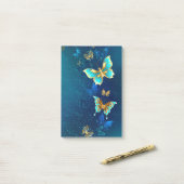 Gouden Vlinders op een Blauwe Achtergrond Post-it® Notes (Op bureau)