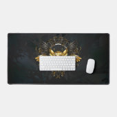 Gouden vogel schedel op zwarte achtergrond bureaumat (Keyboard & Muis)