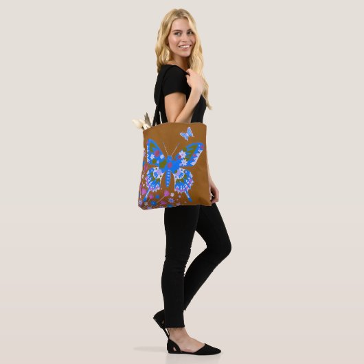 Gouden Weide Vlinder Tote Bag (Op model)