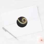 Gouden werveling over zwart ronde sticker (Envelop)