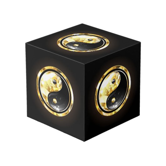 Gouden Yin Yang op zwart Kubus (Voorkant hoekig)