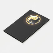 Gouden Yin Yang op zwart Post-it® Notes (Schuin)