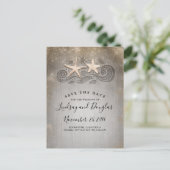 Gouden Zeester Paar Strand Tropisch Save the Date Aankondigingskaart (Staand voorkant)