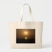 Gouden Zomerzonsondergang Reflectie op het strand Grote Tote Bag (Voorkant)