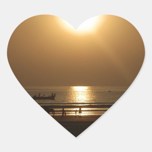 Gouden Zomerzonsondergang Reflectie op het strand Hart Sticker (Voorkant)