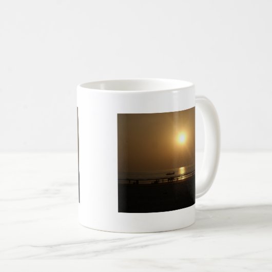 Gouden Zomerzonsondergang Reflectie op het strand Koffiemok (Voorkant rechts)
