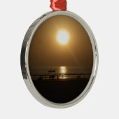 Gouden Zomerzonsondergang Reflectie op het strand Metalen Ornament (Rechts)