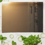 Gouden Zomerzonsondergang Reflectie op het strand Theedoek (Gevouwen)