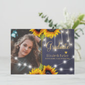 Gouden zonnebloemen rustiek krijtbord afstuderen kaart (Staand voorkant)