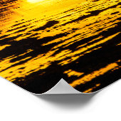 Gouden zonsondergang over de baai poster (Hoek)