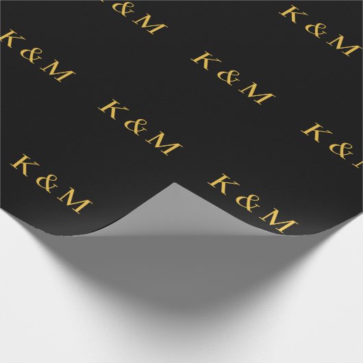 Gouden Zwarte Monogram Initiaal Bruid Bruidegom Hu Cadeaupapier (Hoek)