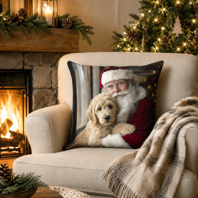Goudendoodle-hond met Kerstman Cute Kerstmis Kussen (Creator heeft geüpload)