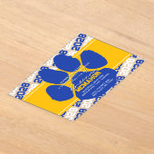 Goudgeel & Blauw Afstuderen Pawprint Frosted Acryl Uitnodigingen (Laagn)