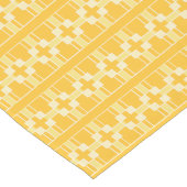 Goudgeel en ivoren kruisen korte tafelloper (Hoek)