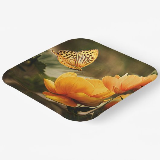 Goudgele bloemen en vlinder papieren bordje (Gebogen)