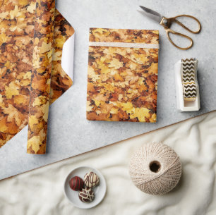 Goudgele herfst esdoornbladeren cadeaupapier