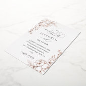 Goudgevoerde bloemenwit, zwart & Folie bruiloft Uitnodiging (Gedraaid)