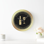 Goudglazen flesje en glas grote klok (Huis)