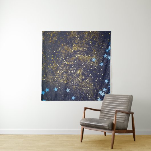 Goudglitter en glittering blauwe sterren op zwarte wandkleed (In Situ (horizontaal))