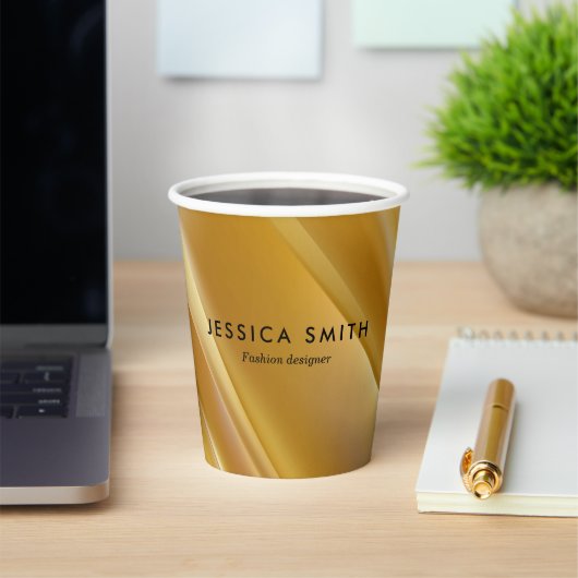 Goudgradiëntdiagonale lijnen papieren bekers (Insitu)