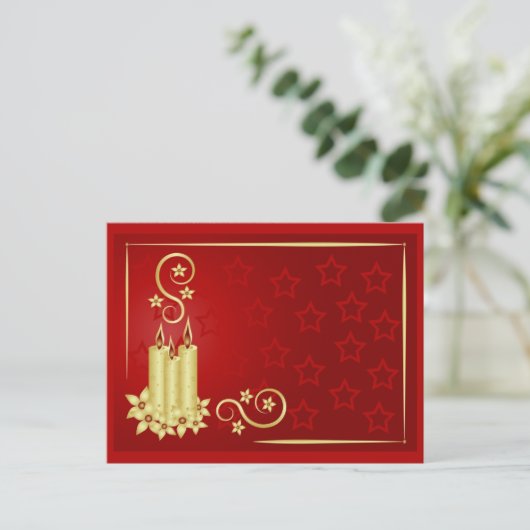 goudkaarsen, bloemen en zwenken op rode achtergron briefkaart (Staand voorkant)