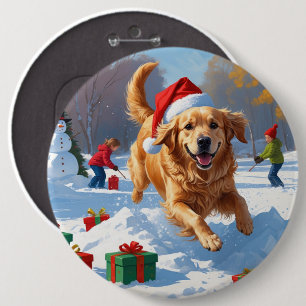 Goudkleurige retriever in de sneeuw met kerstmuts ronde button 6,0 cm