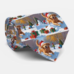 Goudkleurige retriever in de sneeuw met kerstmuts stropdas