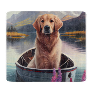 Goudkleurige Retriever op een Peddel: Een Schitter Snijplank