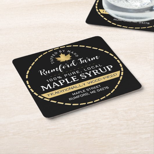 Goudmaaswijdte op zwarte maaswijdtemeter kartonnen onderzetters (Schuin)