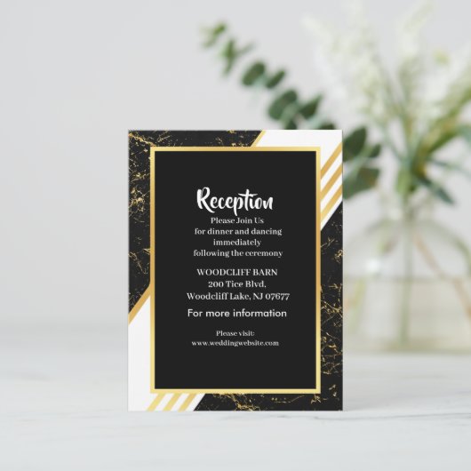 Goudmarmer tint typografie zwart aankondigingskaart (Staand voorkant)