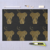 Goudolifant op zwart achtergrondpapier tissuepapier (Craft)