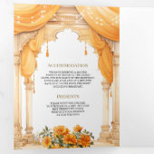 goudsbloem zuid indiase mandap hindoe bruiloft drieluik uitnodiging (Binnenzijde eerst)