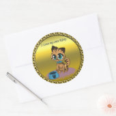 Goudspeelse schattige kitten met kattenogen ronde sticker (Envelop)