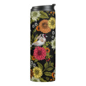 Goudvinken in de tuin op zwart thermosbeker (Gedraaid links)