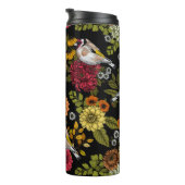 Goudvinken in de tuin op zwart thermosbeker (Geroteerd rechts)